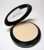 Iluminador: Yes Cosmetics